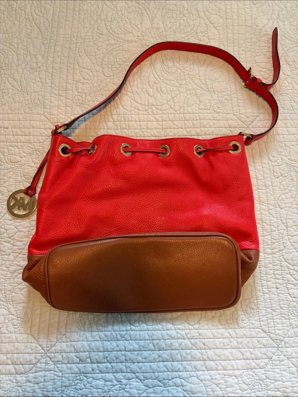 Michael Kors Jules Bucket Handbag - Drawstring Hobo